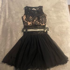 As U Wish, size 0, black and nude, 2 piece gown.
